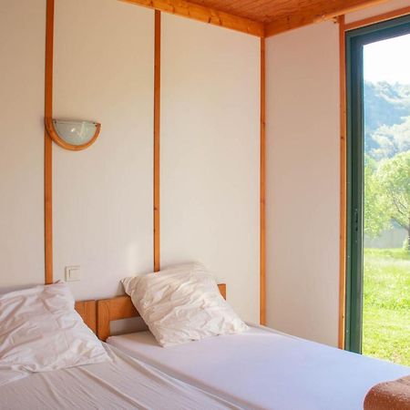 Les Chalets De Booz Saint-Germain-du-Teil Екстер'єр фото