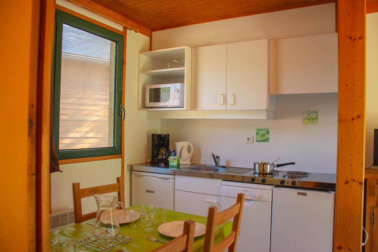 Les Chalets De Booz Saint-Germain-du-Teil Екстер'єр фото