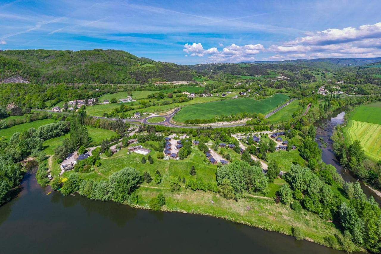 Les Chalets De Booz Saint-Germain-du-Teil Екстер'єр фото